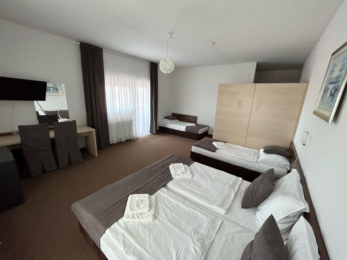 Rooms Laguna Сесвете Экстерьер фото
