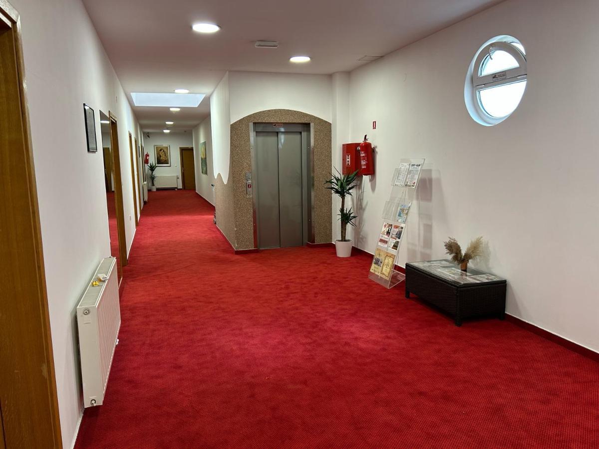 Rooms Laguna Сесвете Экстерьер фото